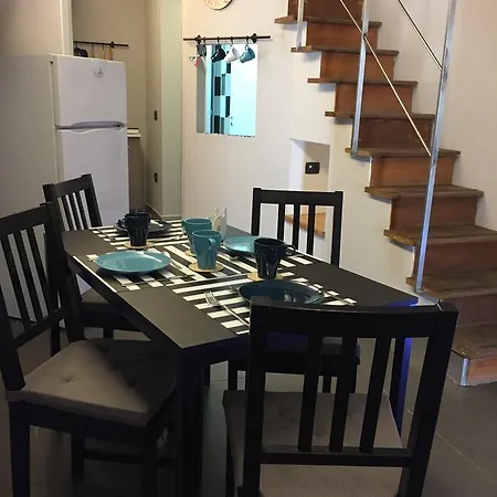 Dante & Beatrice Bed and breakfast 2*