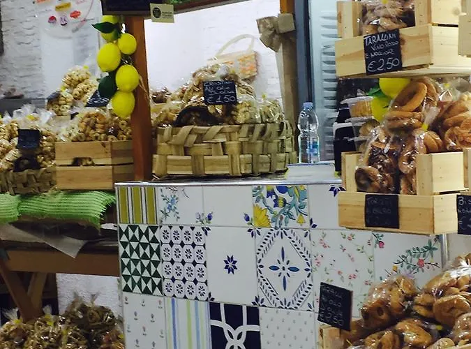 Dante & Beatrice Νάπολη