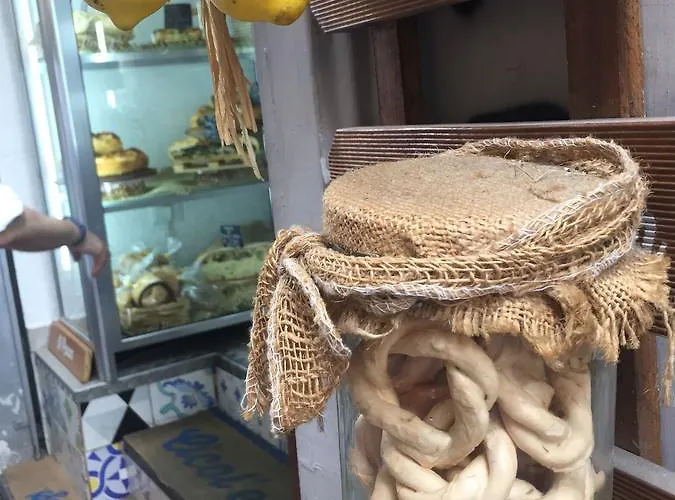 Bed and Breakfast Dante & Beatrice Νάπολη