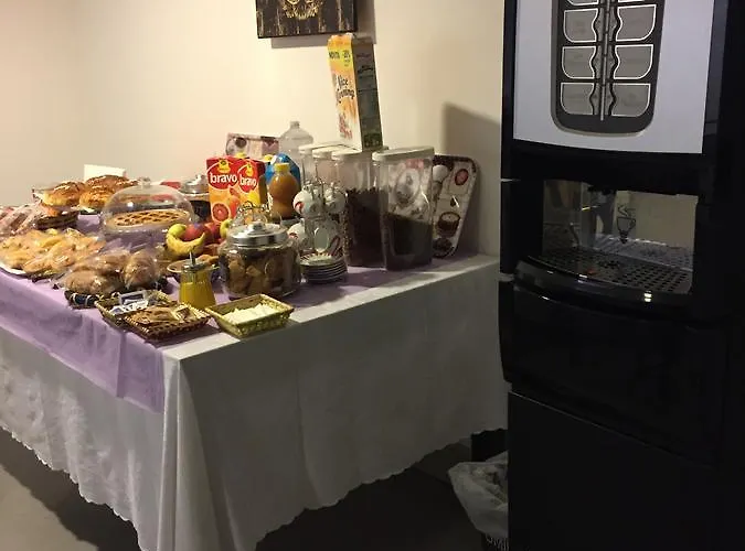 Bed and Breakfast Dante & Beatrice Νάπολη