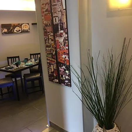 ベッド・アンド・ブレックファスト Dante & Beatrice 2*