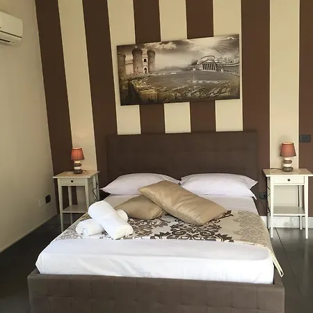 ベッド・アンド・ブレックファスト Dante & Beatrice 2*